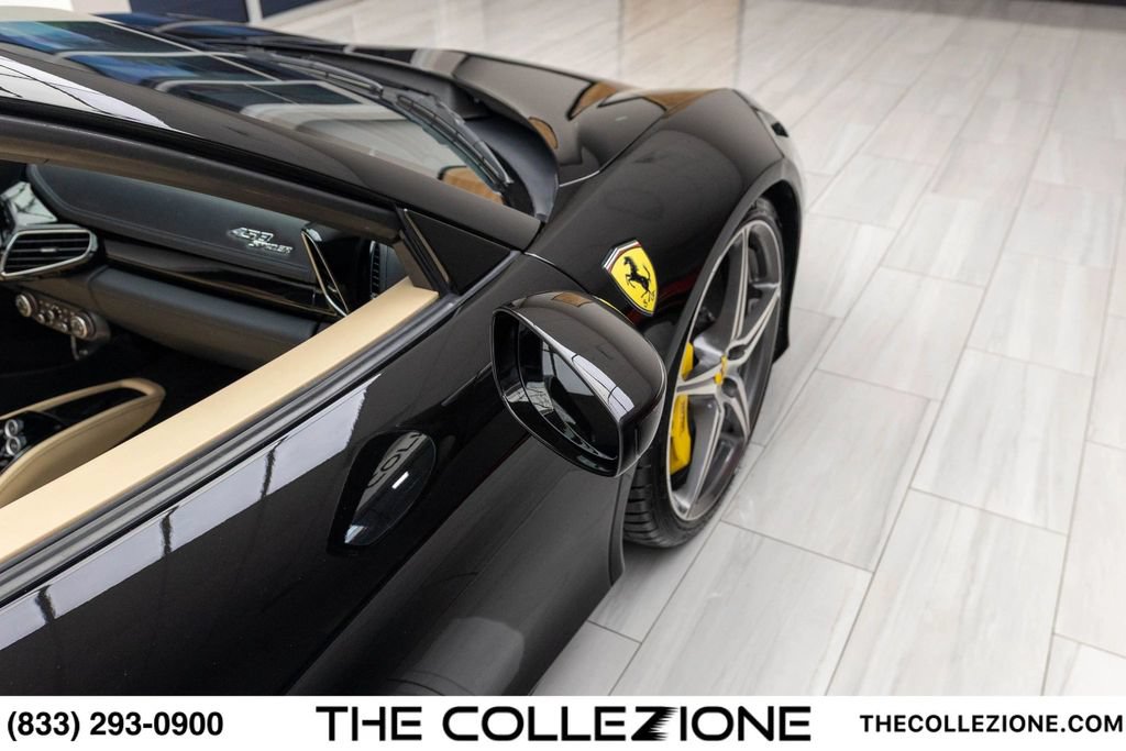 Used 2015 Ferrari 458 Spider RWD image 33