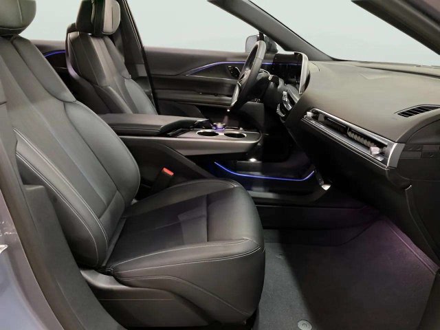 Used 2024 Cadillac Lyriq Sport RWD image 77