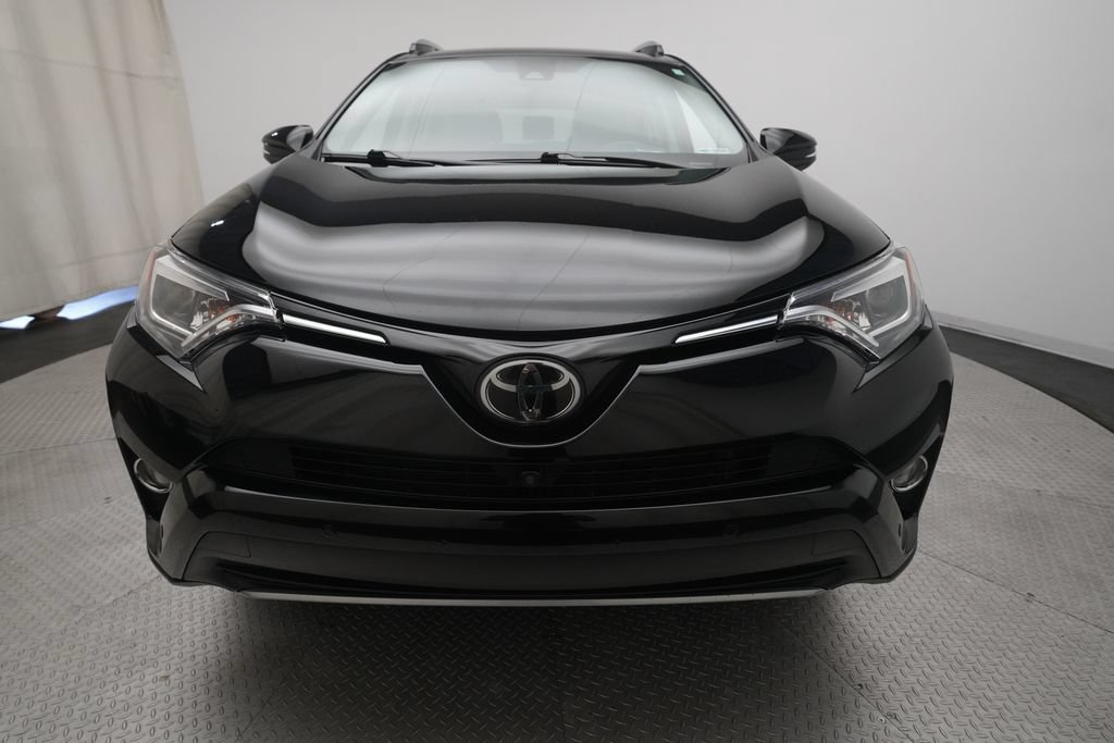 Used 2018 Toyota RAV4 Limited w/ Advanced Technology Package AWD/4WD image 22