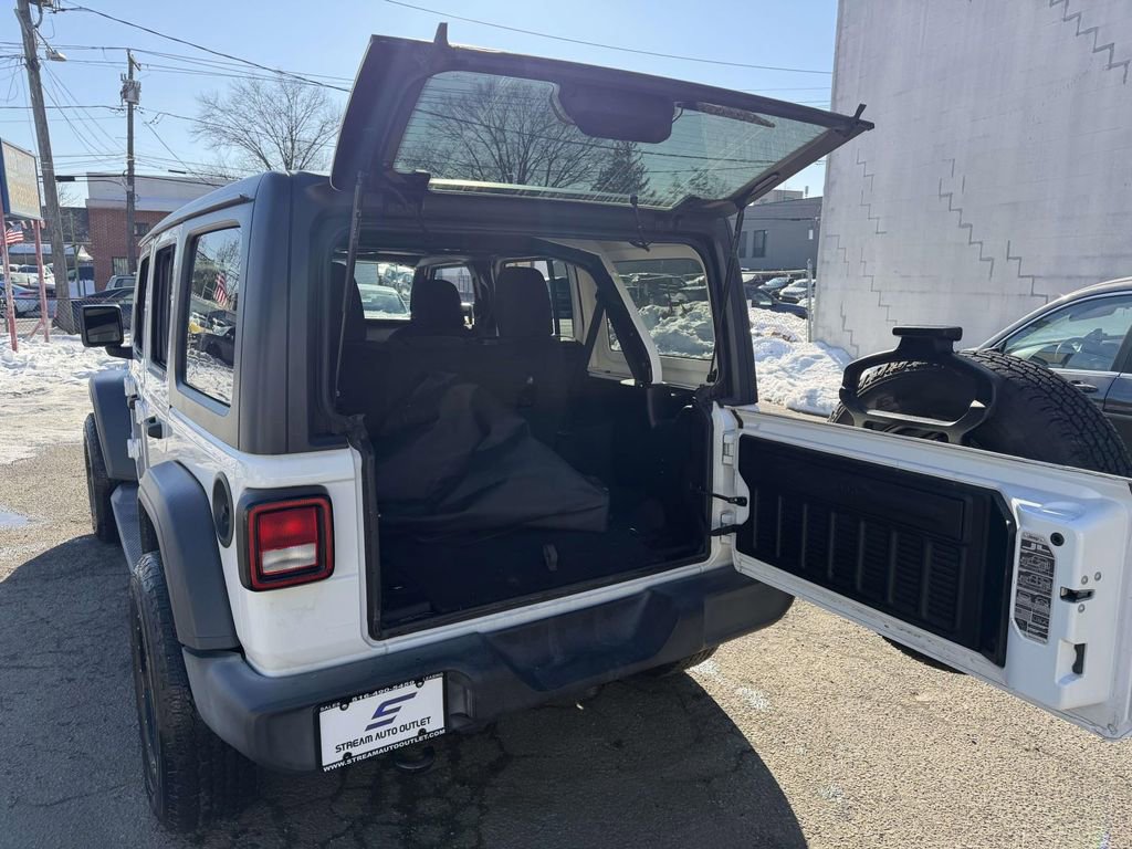 Used 2019 Jeep Wrangler Unlimited Sport S image 8