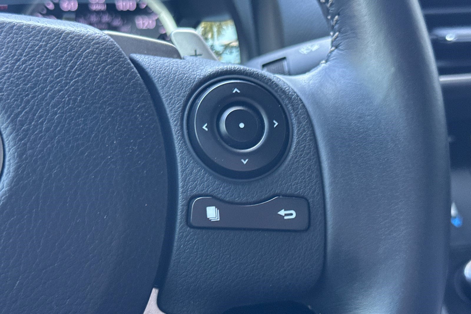 Used 2014 Lexus IS 250 w/ Navigation Package RWD image 30