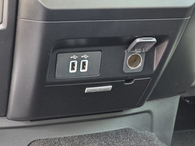 Used 2018 Ford F150 XLT w/ Equipment Group 302A Luxury AWD/4WD image 22