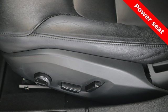 Used 2025 Volvo S60 B5 Core AWD/4WD image 19