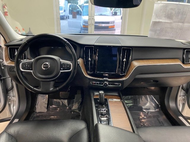 Used 2021 Volvo XC60 T8 Inscription Expression AWD/4WD image 17