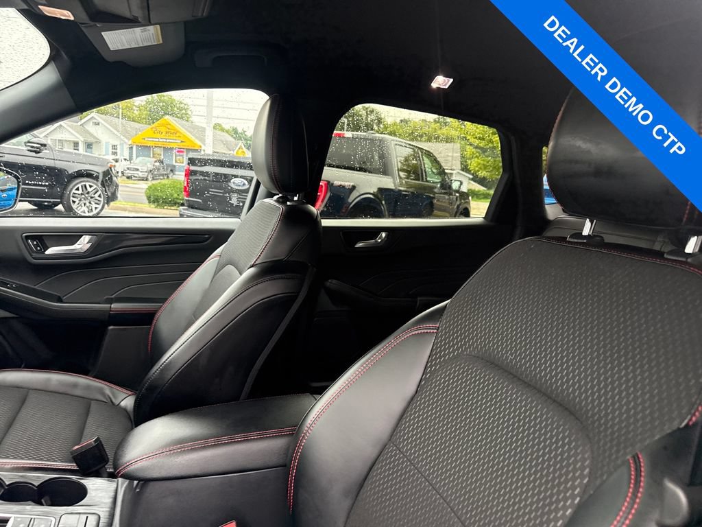 Used 2025 Ford Escape ST-Line Select AWD/4WD image 20