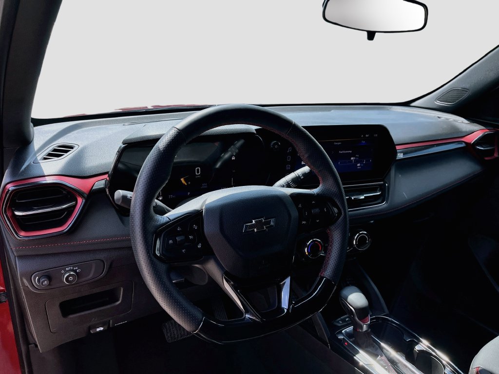 Used 2026 Chevrolet TrailBlazer RS FWD image 9