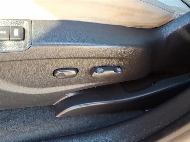 Used 2017 Buick Encore Premium w/ Experience Buick Package image 17