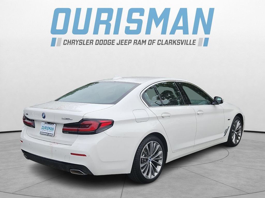Used 2022 BMW 530e xDrive w/ Premium Package AWD/4WD image 6