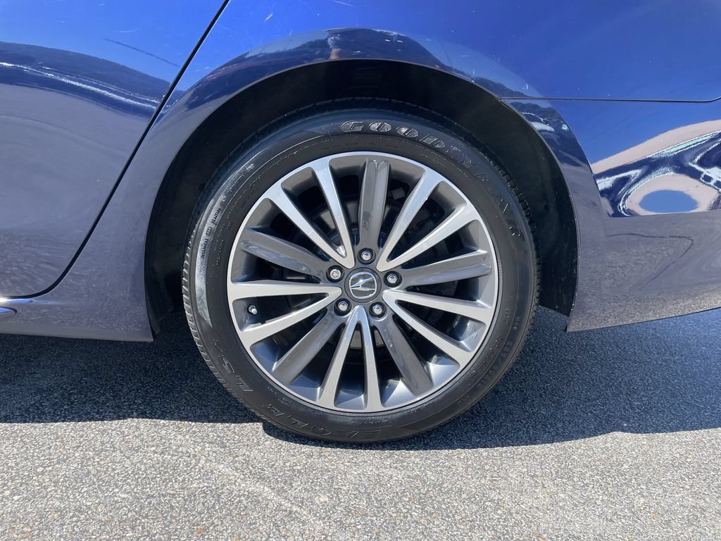 Used 2018 Acura TLX w/ Advance Package AWD/4WD image 10