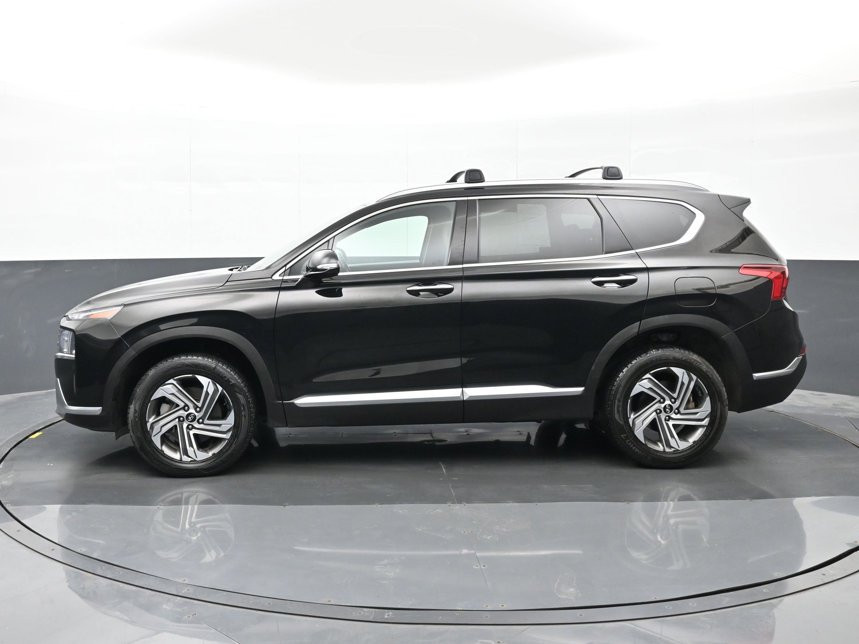Certified 2022 Hyundai Santa Fe SEL w/ Convenience Package AWD/4WD image 9