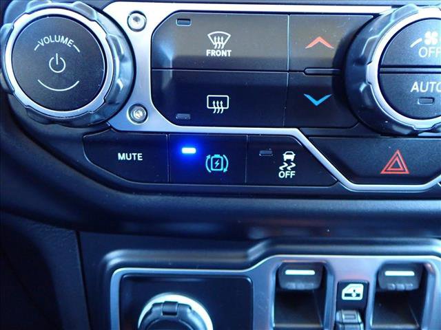 Used 2023 Jeep Wrangler Unlimited image 19