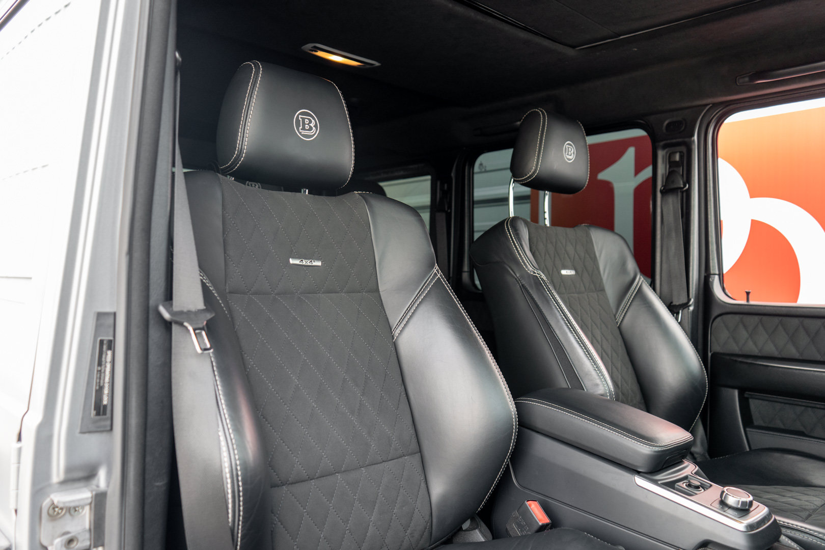 Used 2018 Mercedes-Benz G 550 Squared image 27