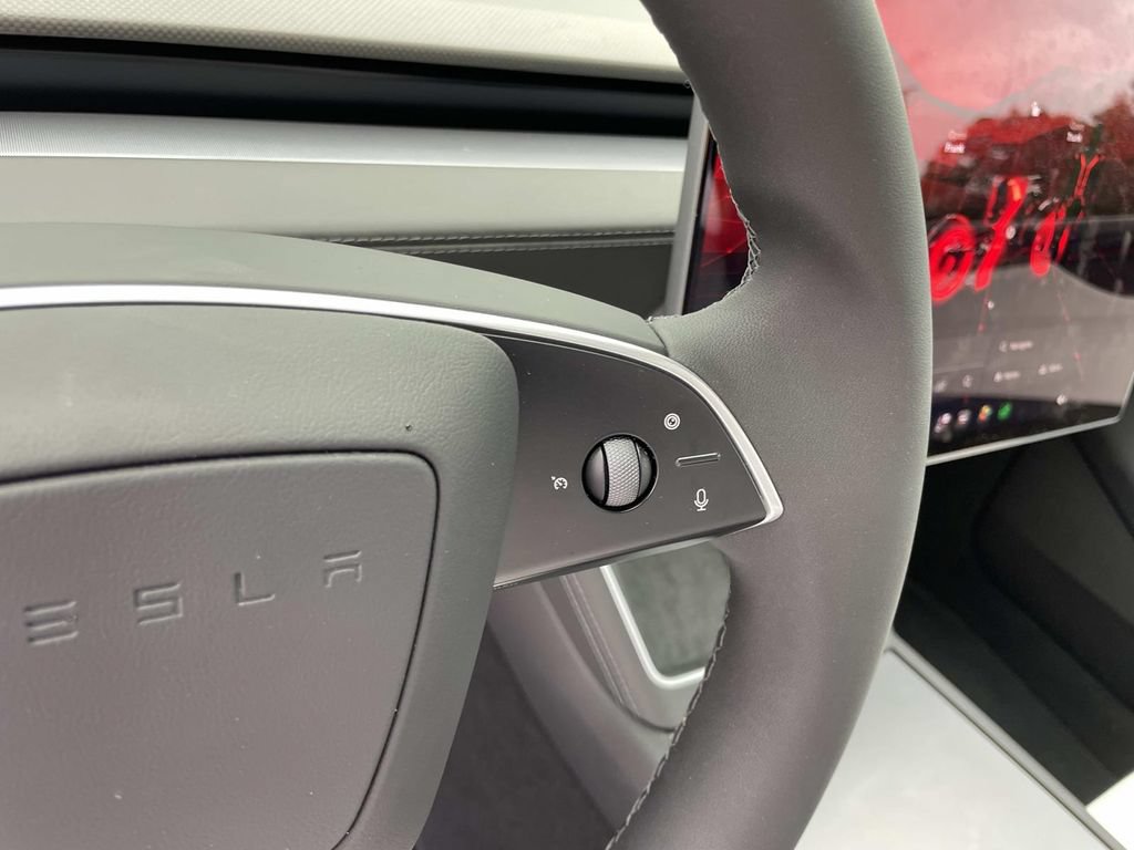 Used 2026 Tesla Model Y Performance AWD/4WD image 26