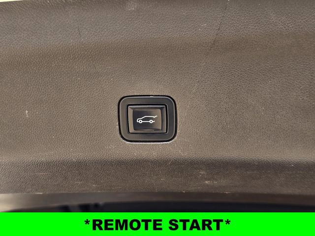 Used 2021 GMC Yukon SLT w/ SLT Premium Package image 10