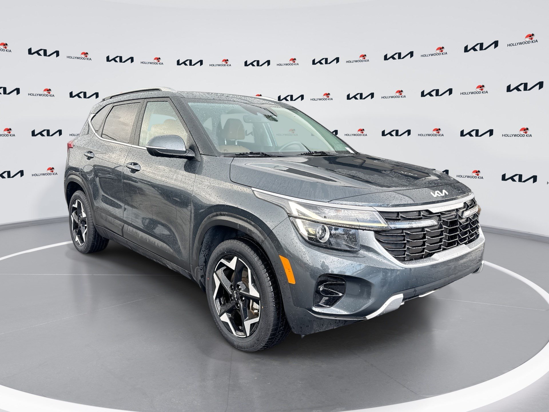 Used 2024 Kia Seltos EX