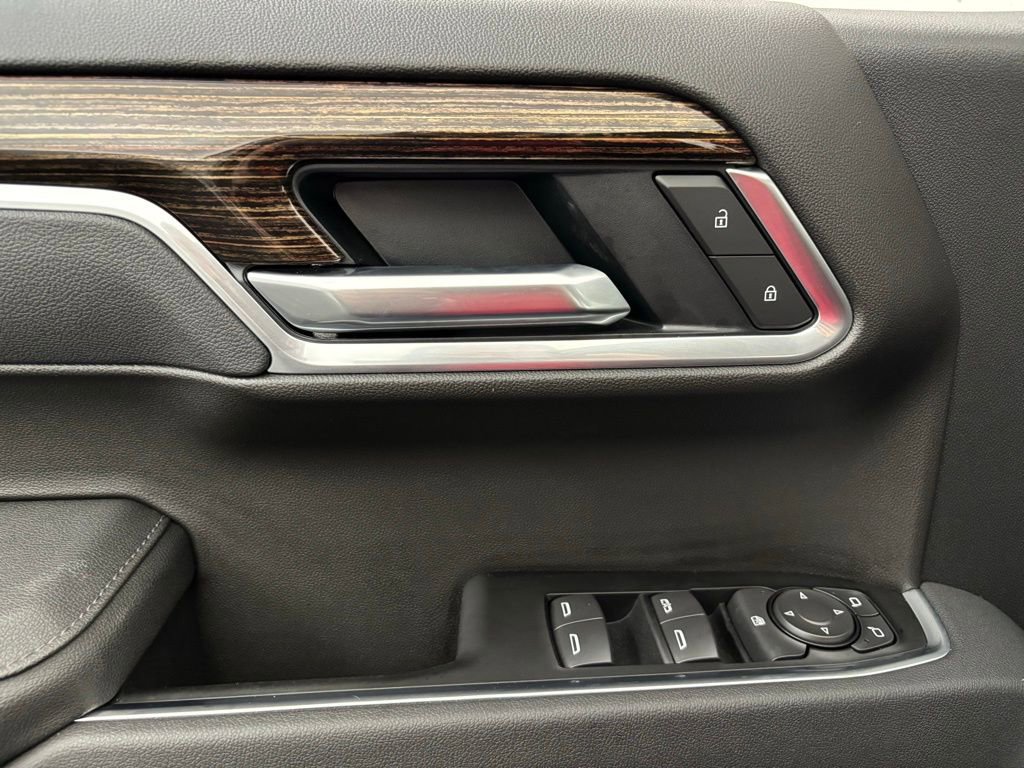 New 2026 GMC Sierra 1500 Elevation image 15