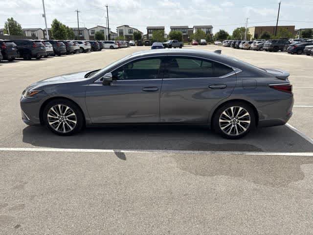 Used 2020 Lexus ES 350 w/ Accessory Package 2 FWD image 2