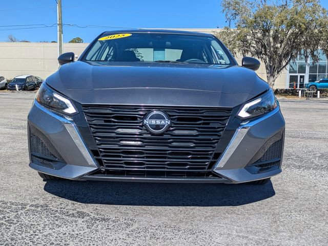 Used 2025 Nissan Altima 2.5 SV image 9