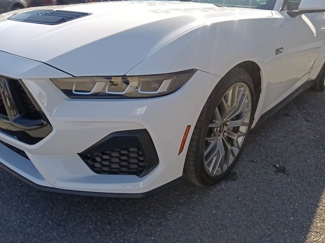 Used 2024 Ford Mustang GT Premium image 9