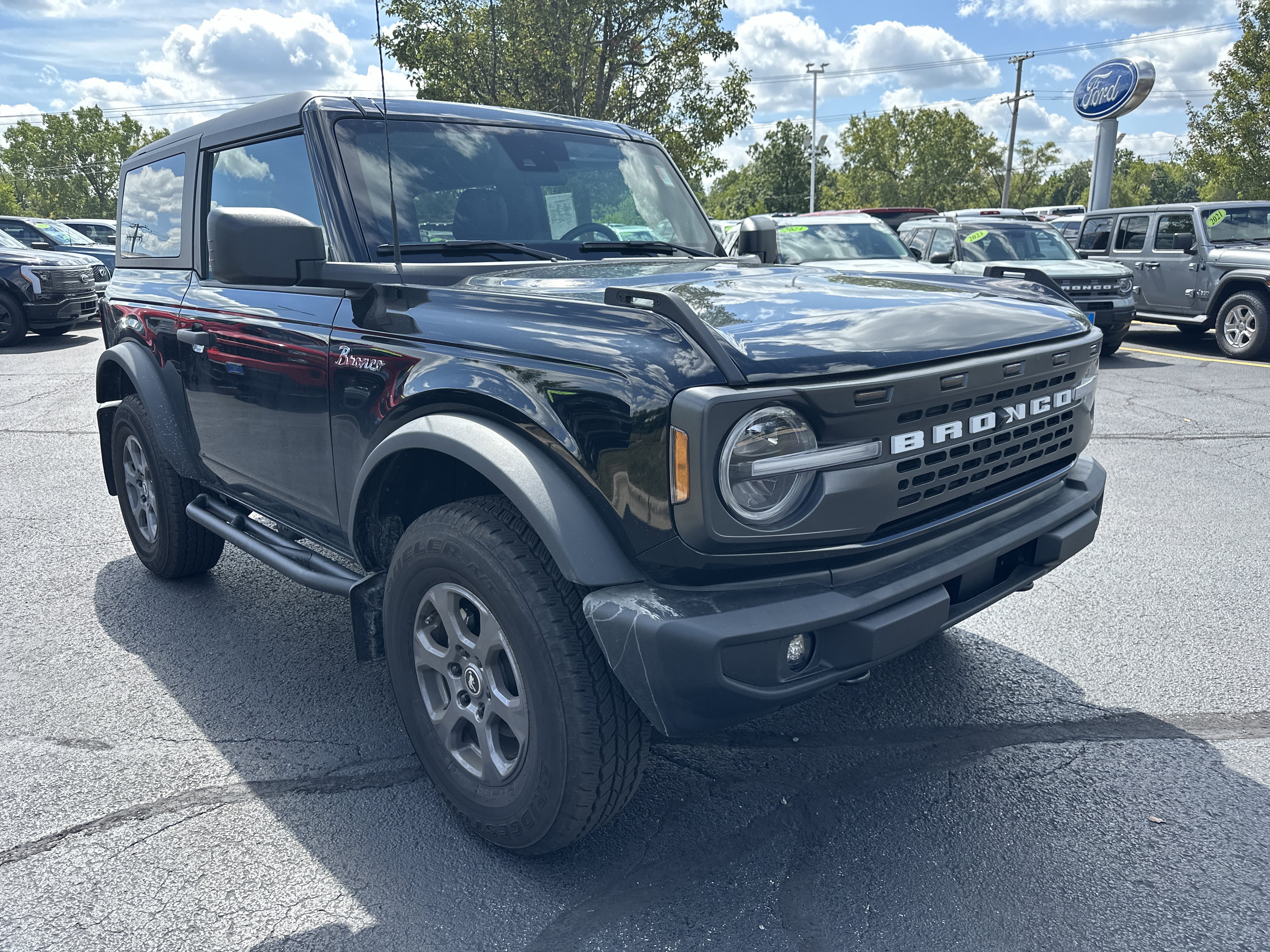 Certified 2024 Ford Bronco Big Bend image 1