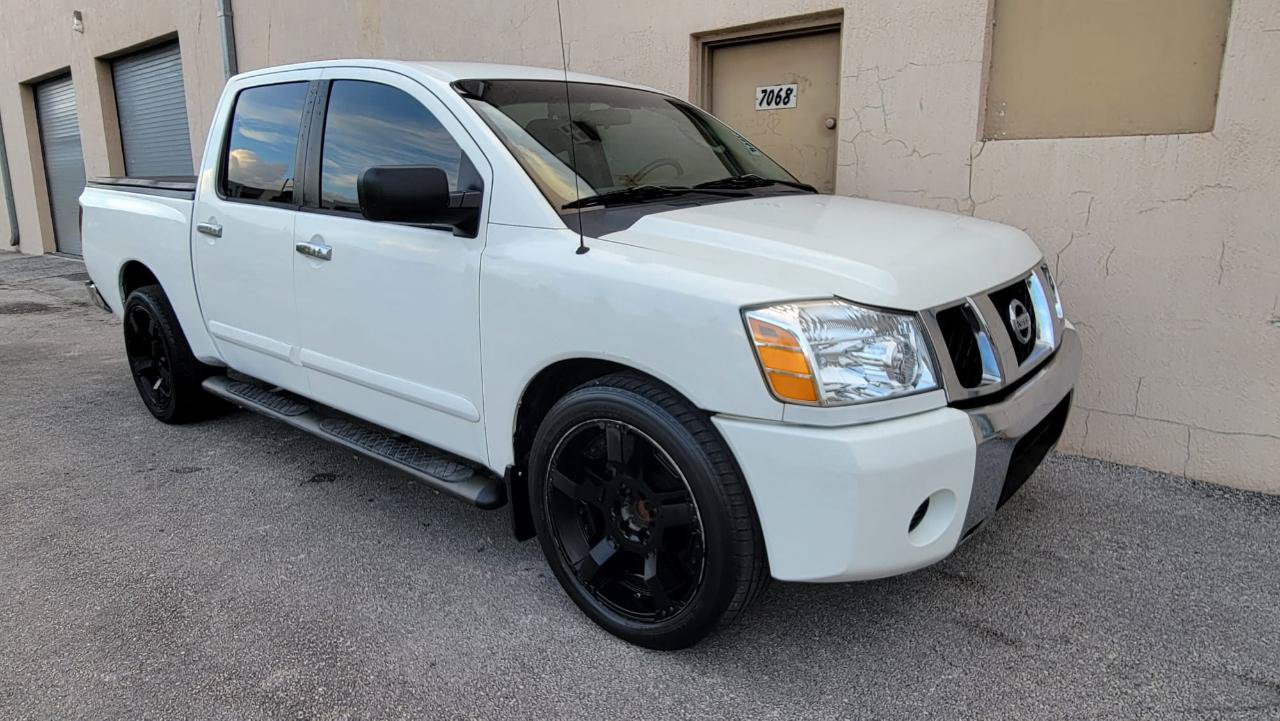 Used 2007 Nissan Titan SE RWD image 5