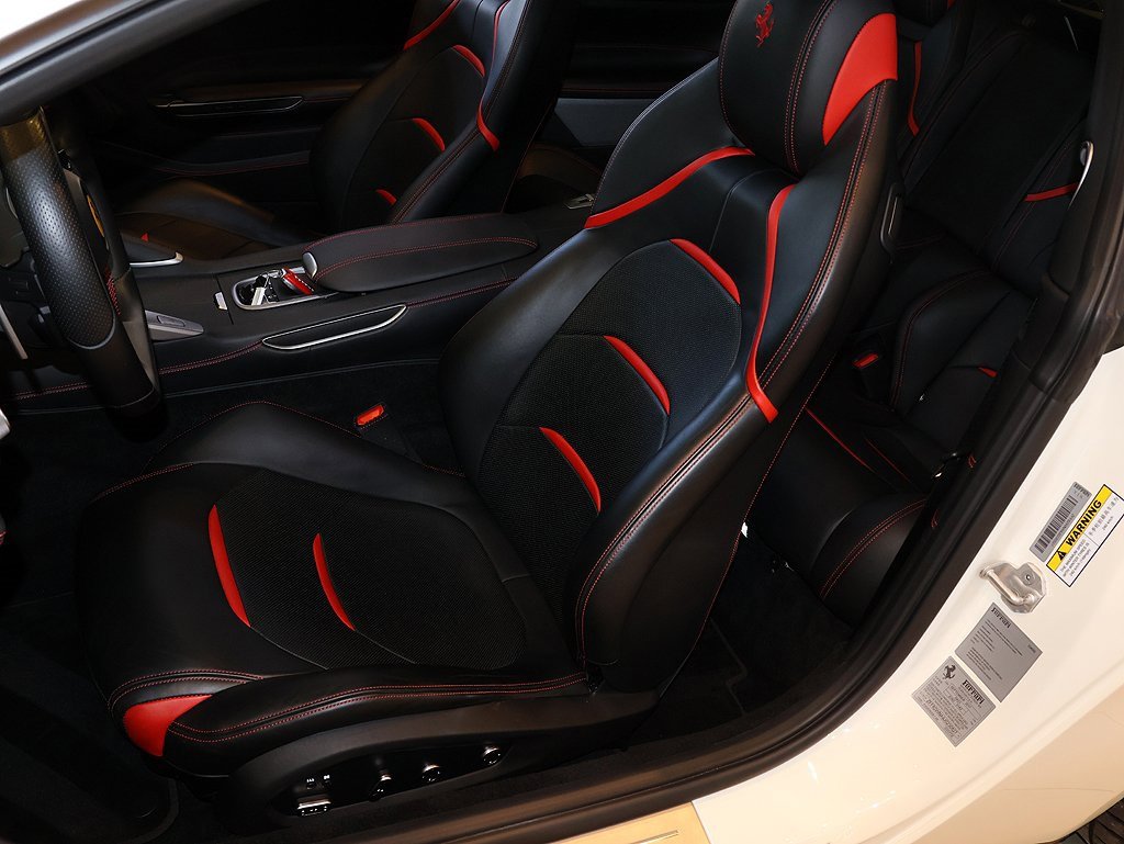 Certified 2018 Ferrari GTC4Lusso image 5