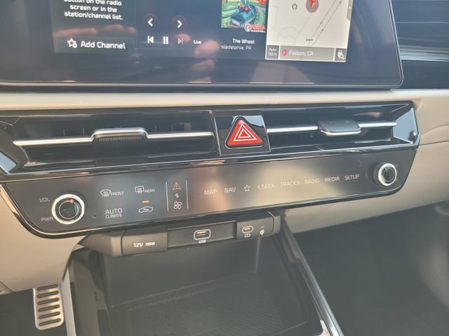 Used 2023 Kia Niro Wave FWD image 24