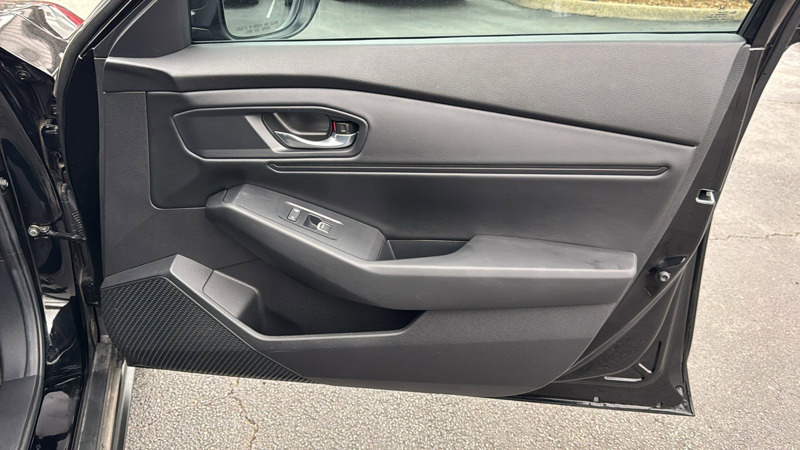 Used 2025 Honda Accord SE image 25