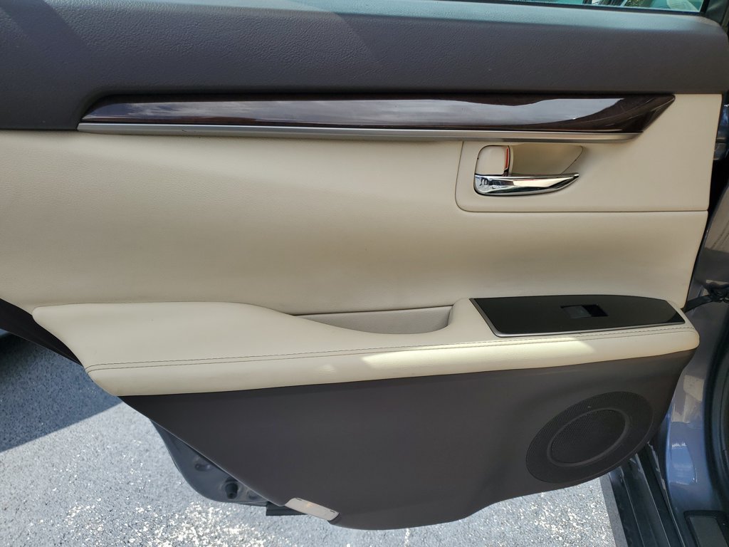Used 2017 Lexus ES 350 FWD image 9