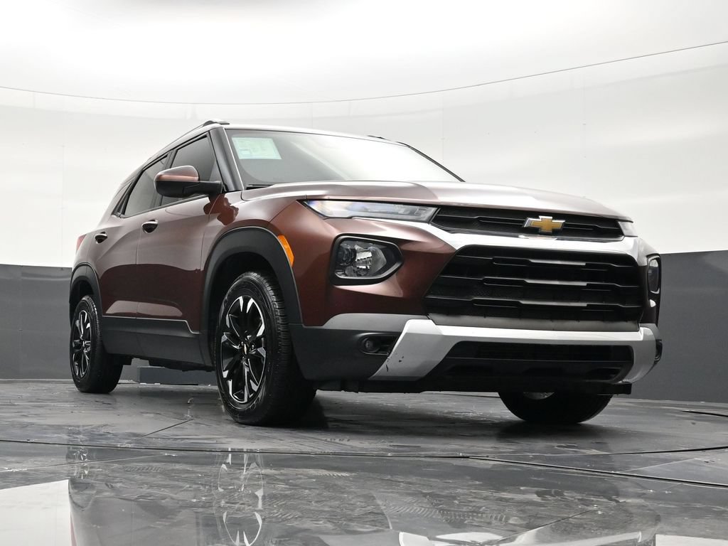 Used 2022 Chevrolet TrailBlazer LT FWD image 27