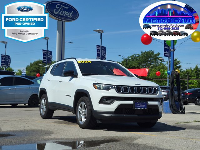 Used 2024 Jeep Compass Latitude AWD/4WD image 1