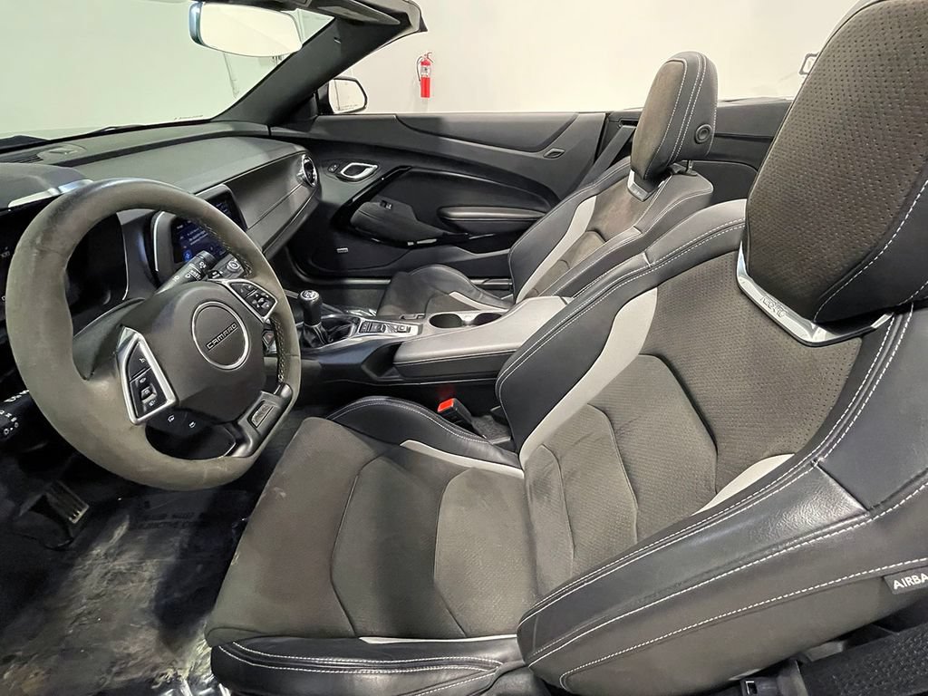 Used 2024 Chevrolet Camaro LT RWD image 63