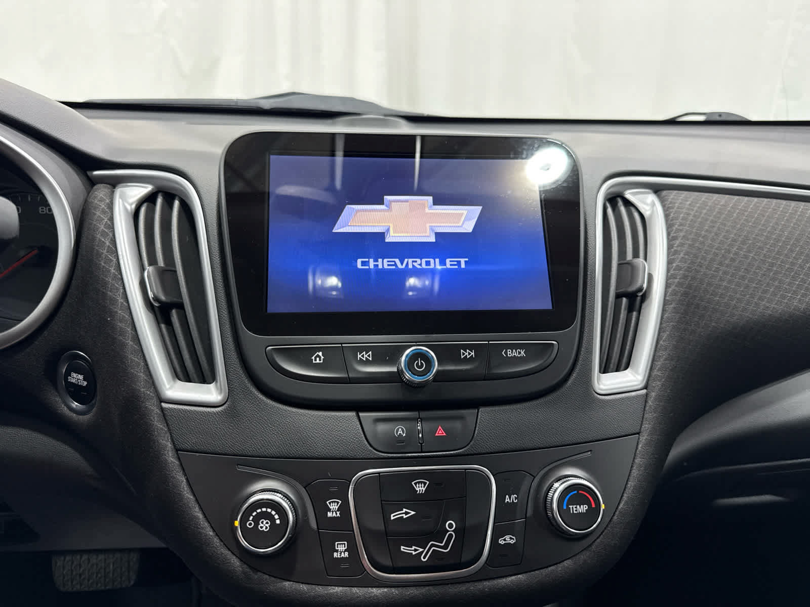 Certified 2022 Chevrolet Malibu LS FWD image 17