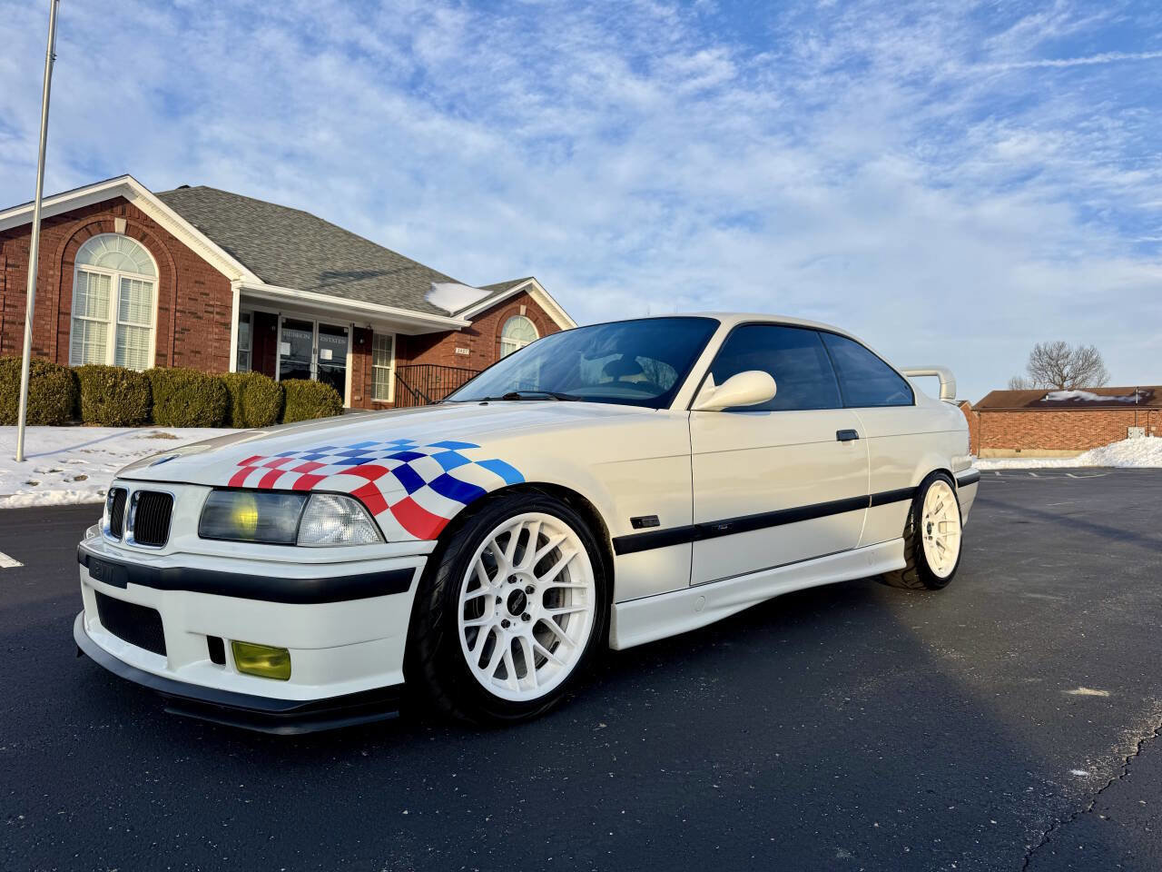Used 1995 BMW M3 Coupe image 2