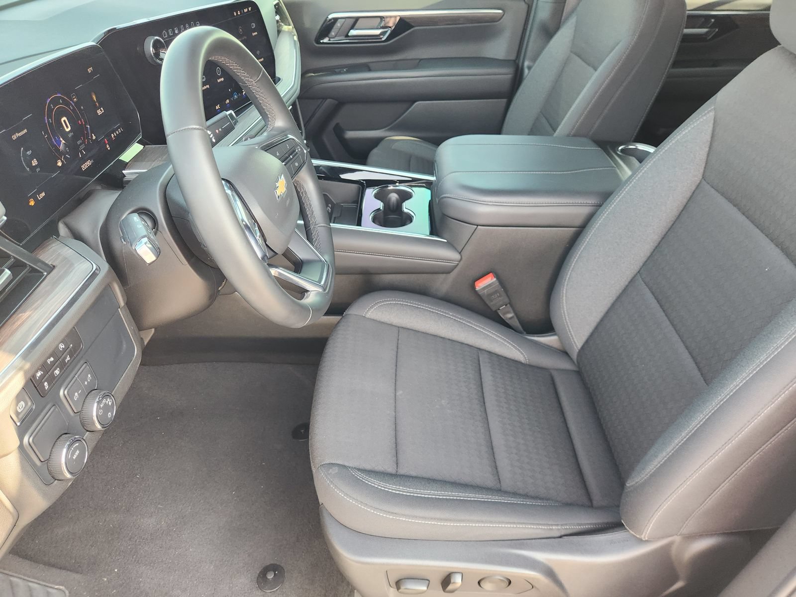 Used 2025 Chevrolet Tahoe LS RWD image 15