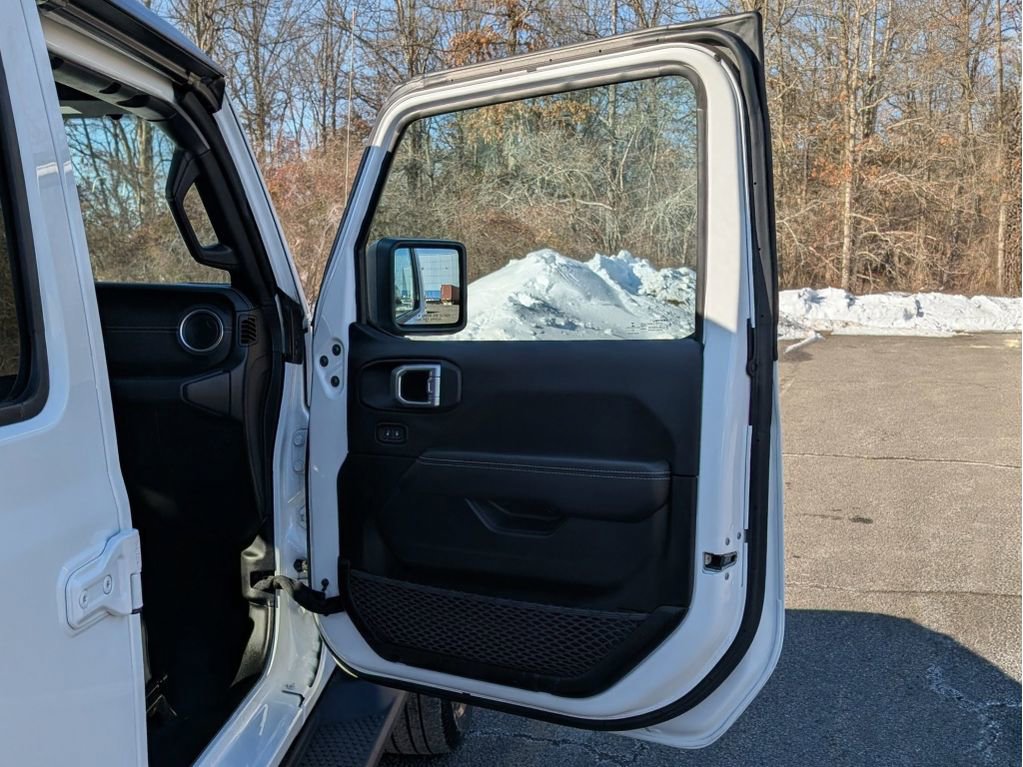 Used 2023 Jeep Wrangler Sahara w/ Cold Weather Group image 12