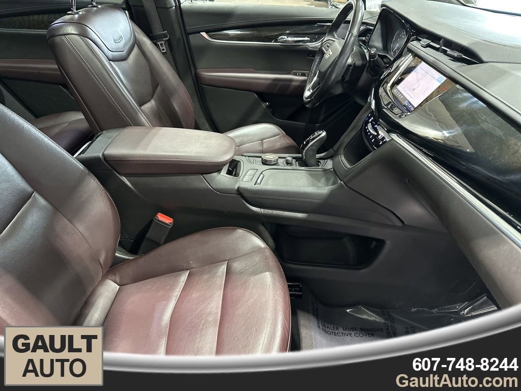 Used 2022 Cadillac XT6 Premium Luxury image 20