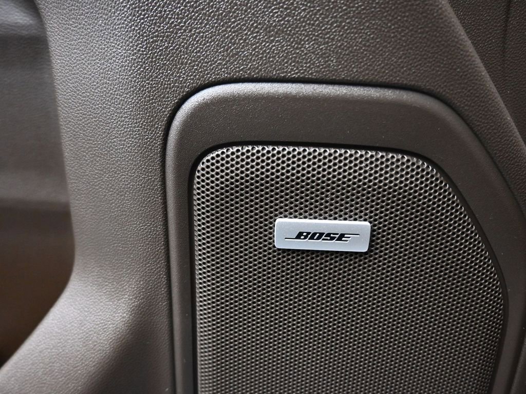 Used 2020 Chevrolet Silverado 1500 LT Trail Boss image 11