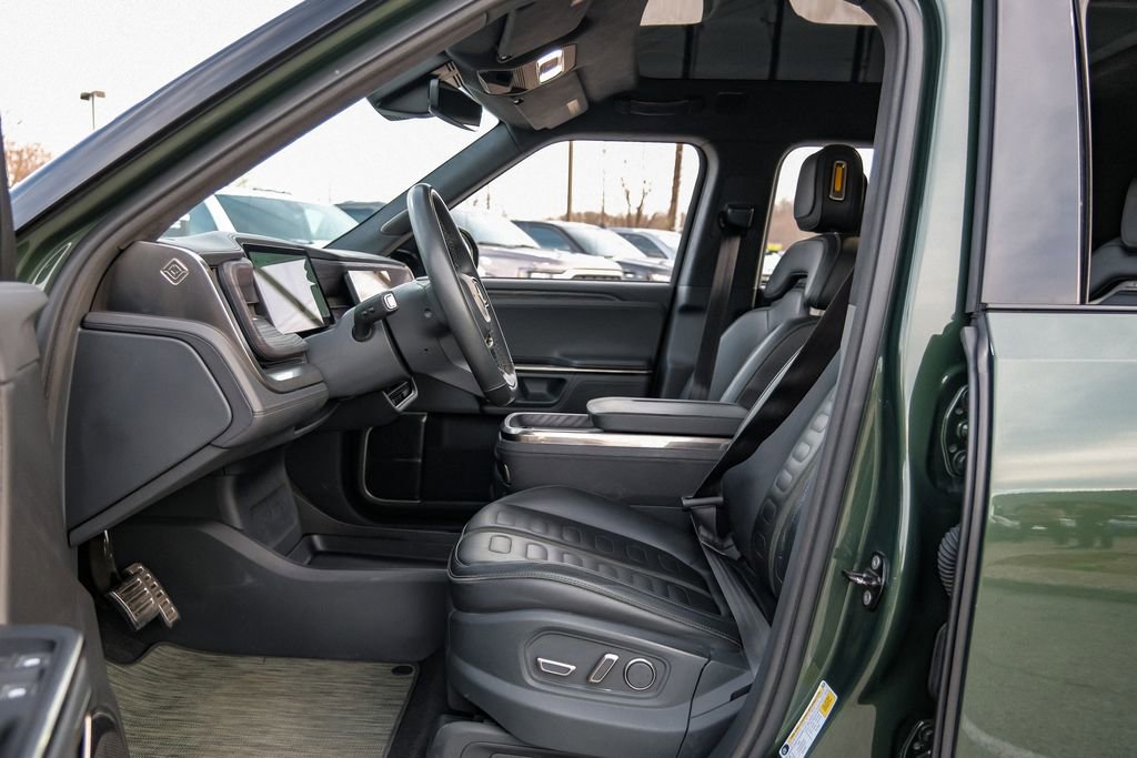 Used 2022 Rivian R1T Adventure image 34