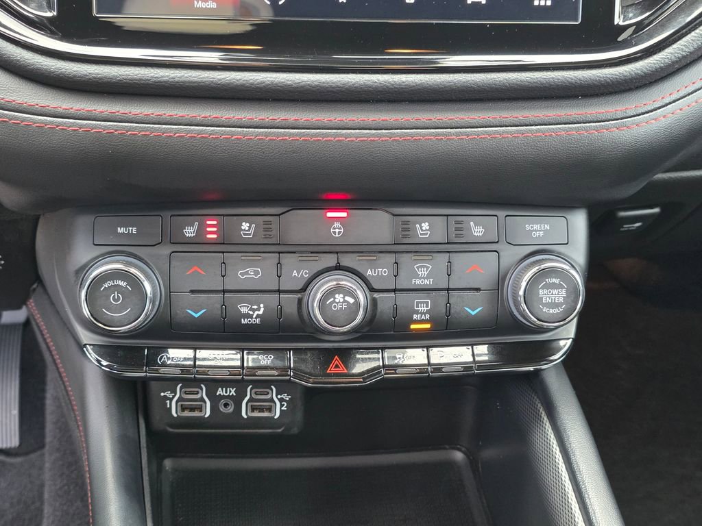 Used 2024 Dodge Durango GT image 21