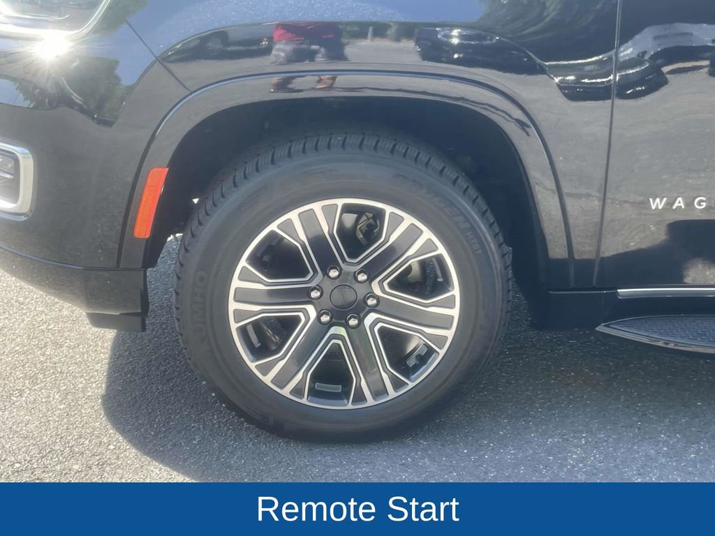 Certified 2023 Jeep Wagoneer 4WD w/ Premium Group I image 12