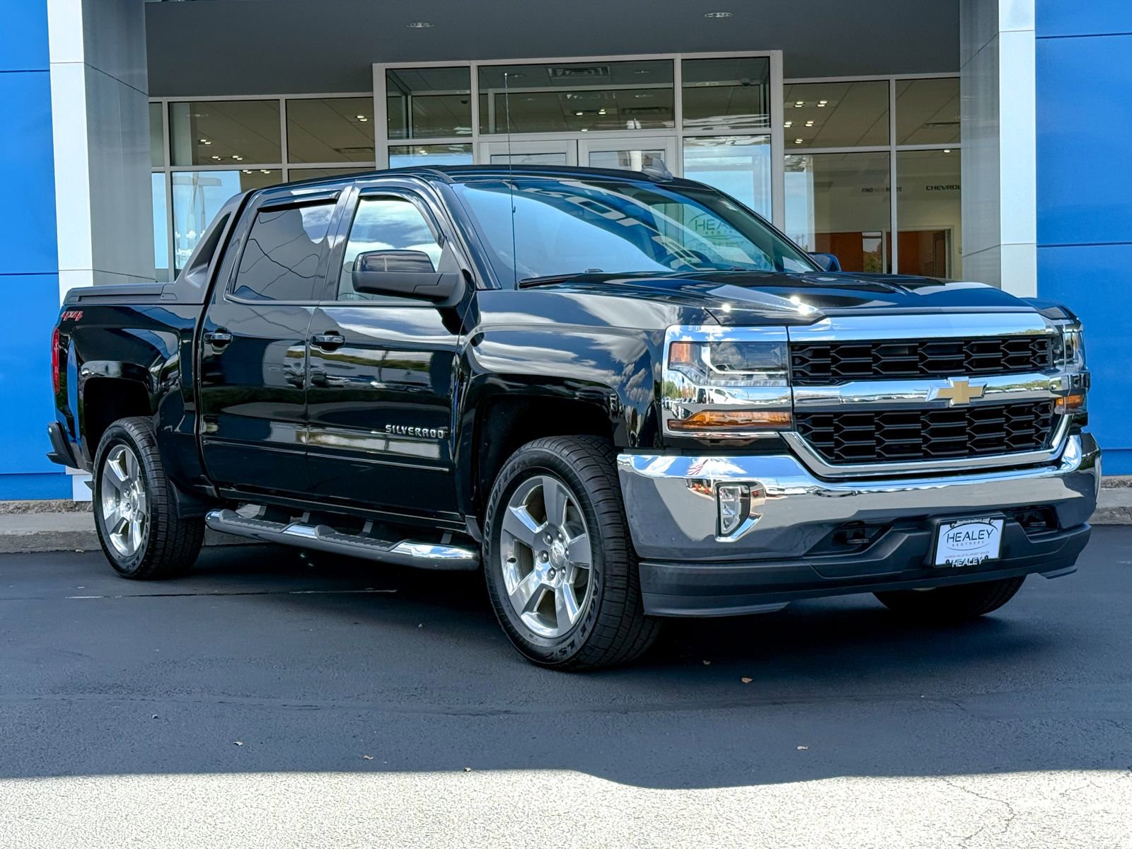 Used 2018 Chevrolet Silverado 1500 LT w/ High Desert Package