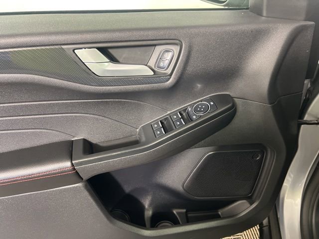 Used 2024 Ford Escape ST-Line w/ Tech Pack #1 image 16