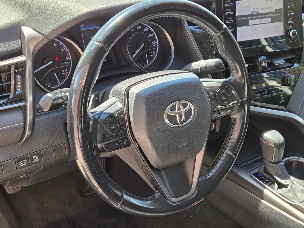 Used 2021 Toyota Camry SE FWD image 9