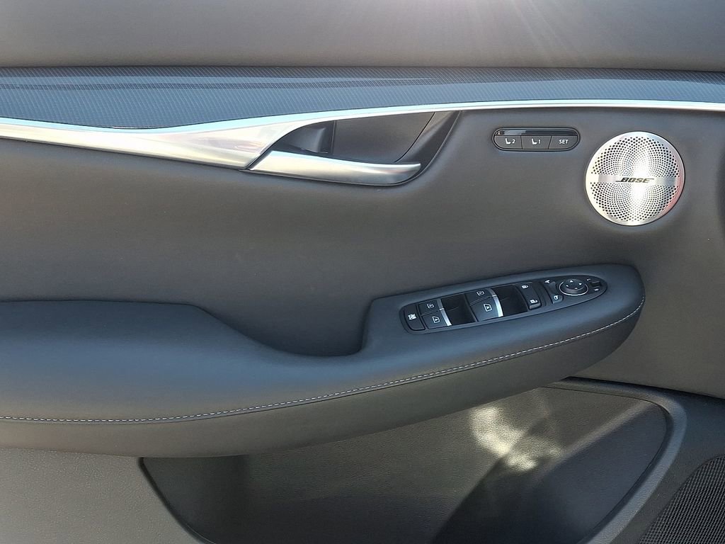 Certified 2025 INFINITI QX50 Sport image 13