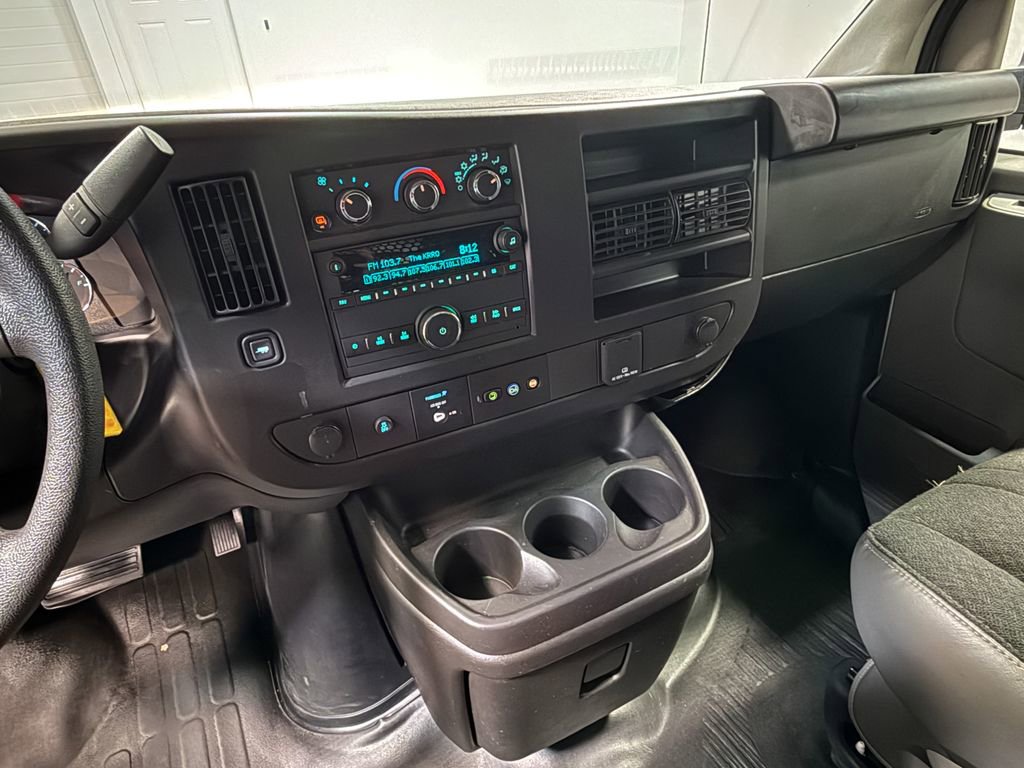 Used 2024 GMC Savana 2500 w/ Driver Convenience Package image 23