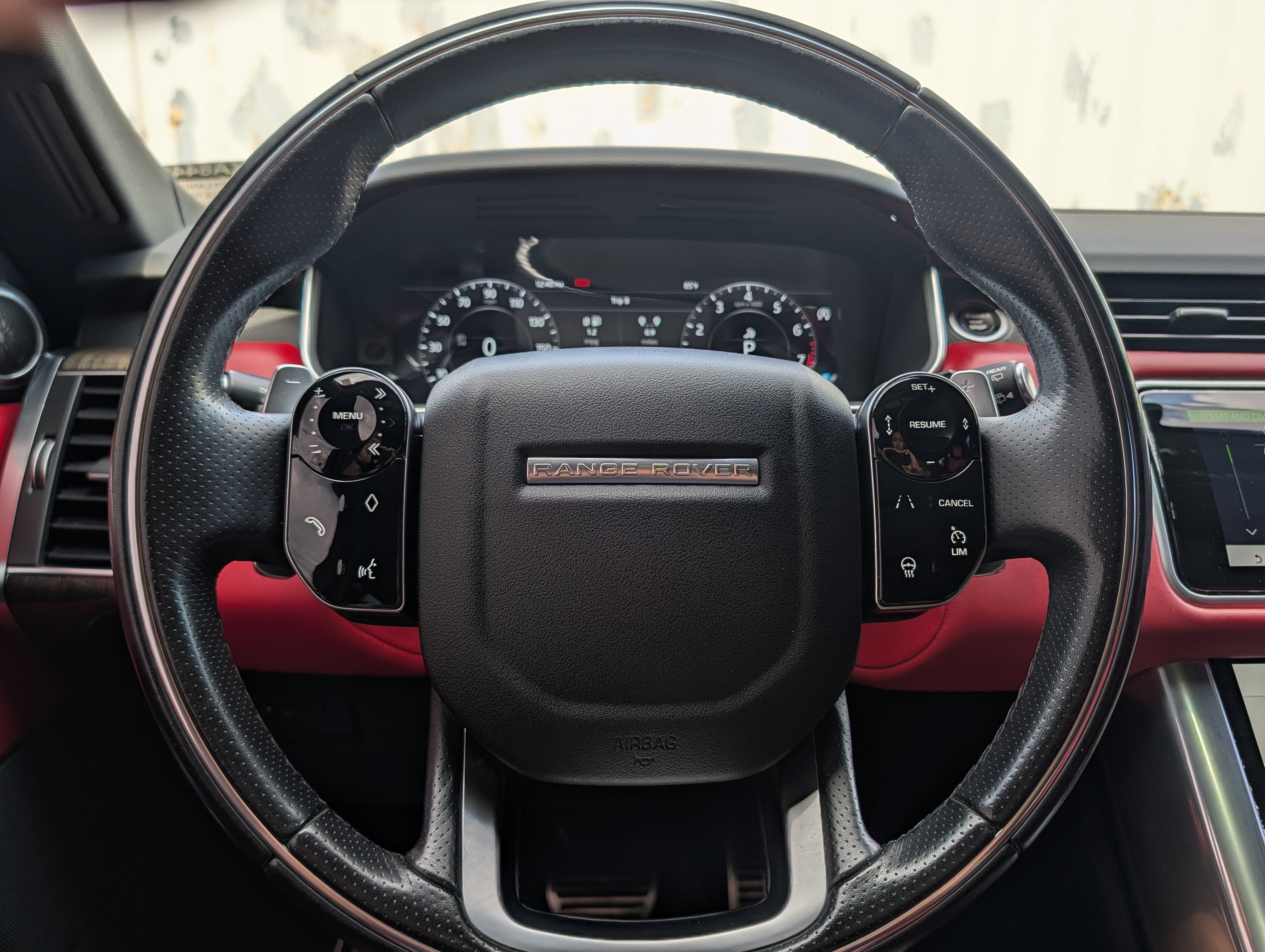 Used 2019 Land Rover Range Rover Sport Supercharged AWD/4WD image 30