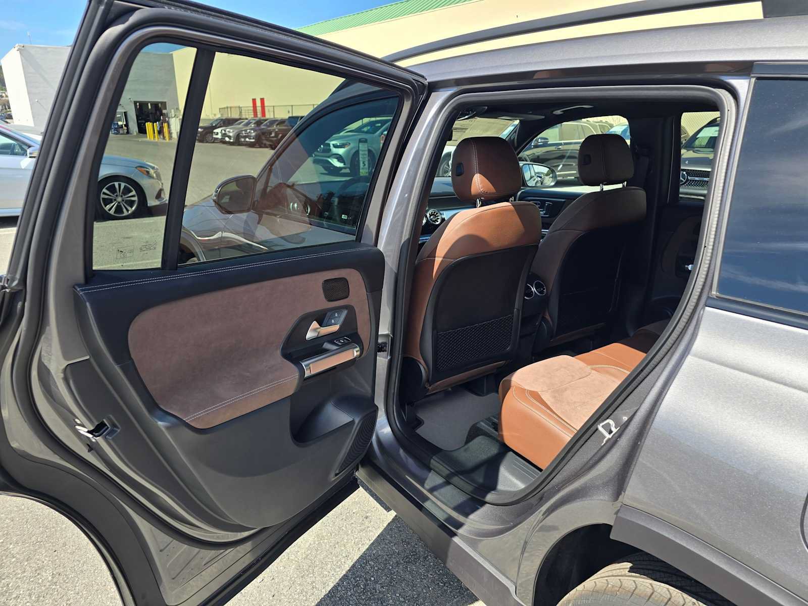 New 2026 Mercedes-Benz GLB 250 4MATIC image 19