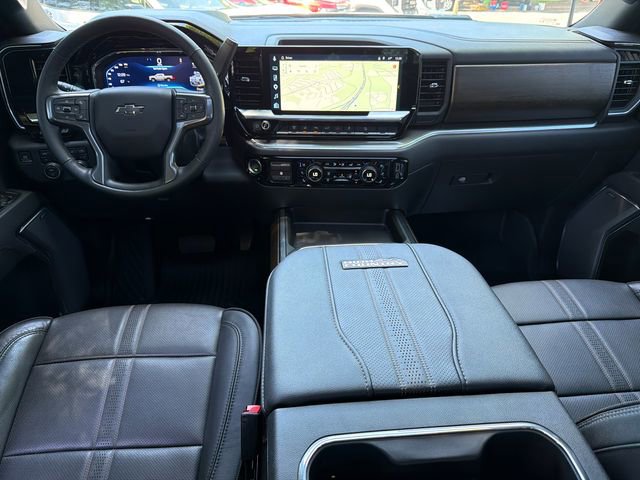 Used 2025 Chevrolet Silverado 3500 High Country w/ Midnight Edition AWD/4WD image 22
