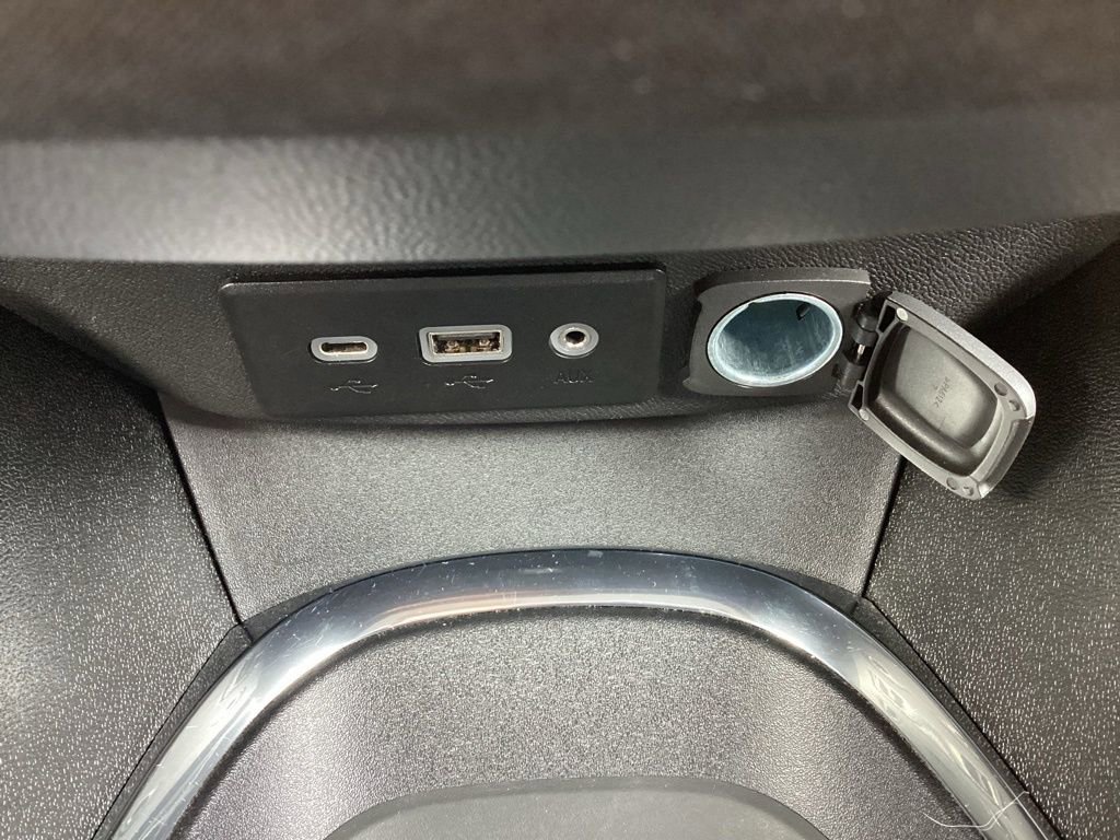 Used 2024 Chevrolet Malibu LT image 23